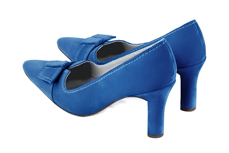 Electric blue women's dress pumps, with a knot on the front. Tapered toe. High kitten heels. Rear view - Florence KOOIJMAN